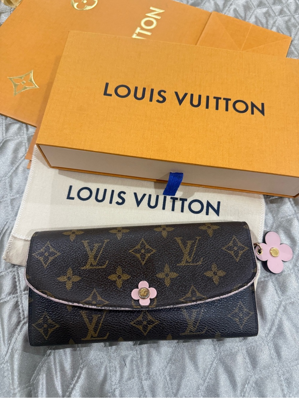 Louis Vuitton Emilie Bloom wallet
